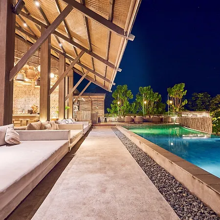 Cross Bali Breakers Resort